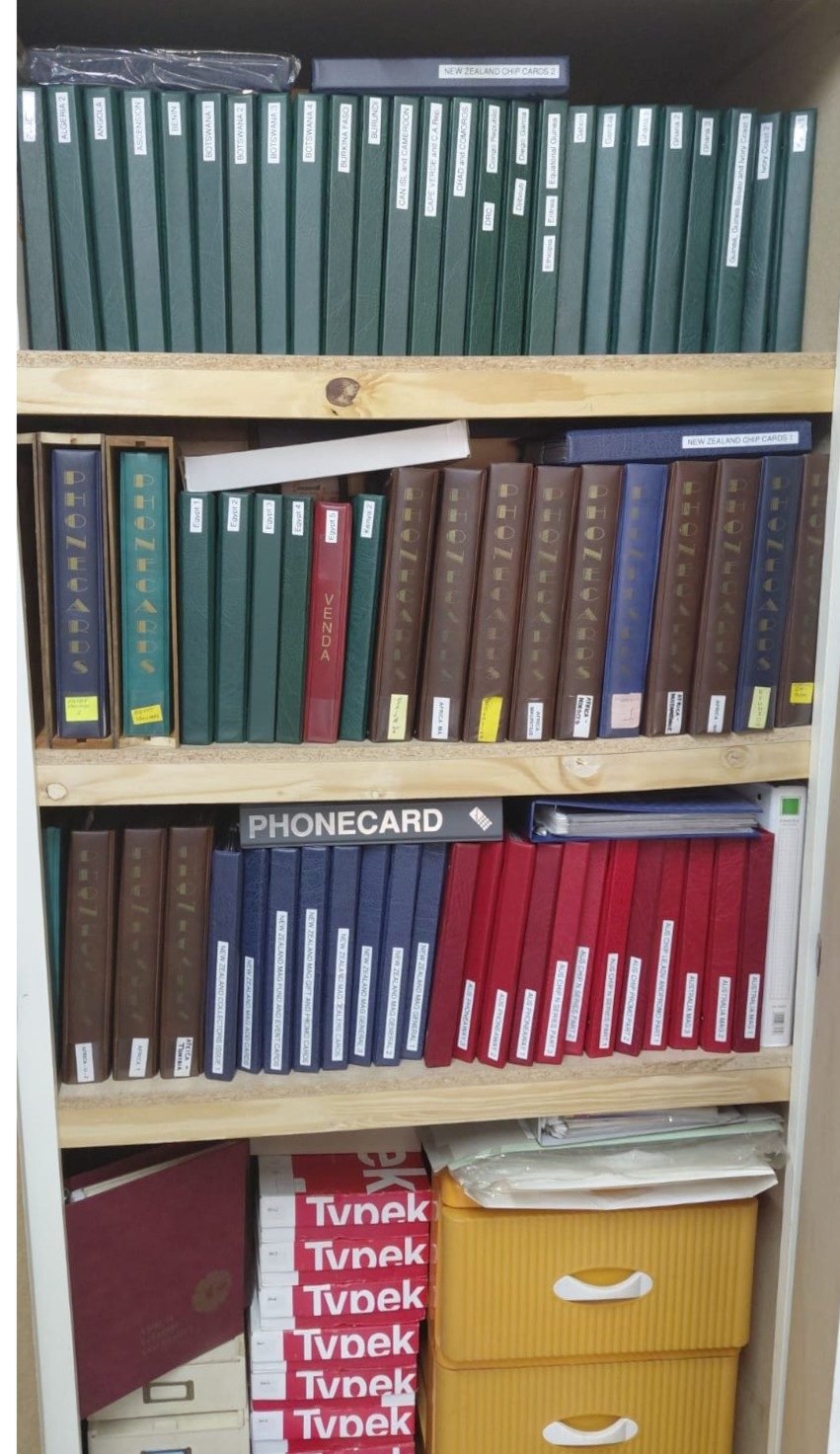 Warwick Stobrawe phonecard collection albums organised by African country